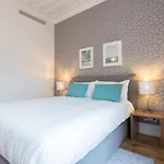 Feels Like Home Restauradores Fantastic Flat